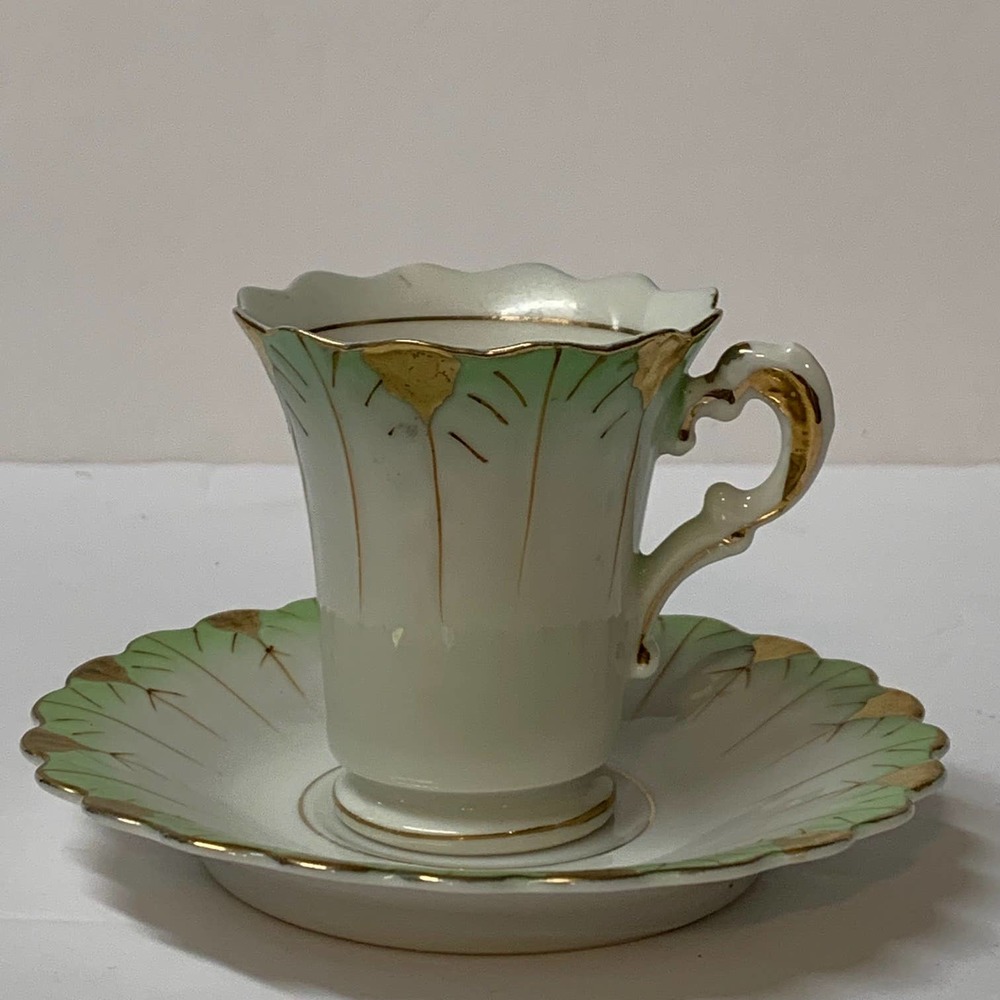 OCCUPIED JAPAN‎ Vintage Demitasse Cup and Saucer 1940'S
